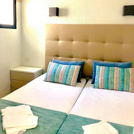 Apartahotel Jardim - Turísticos 3*