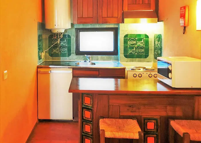 Jardim - Turisticos מלון דירות 3*