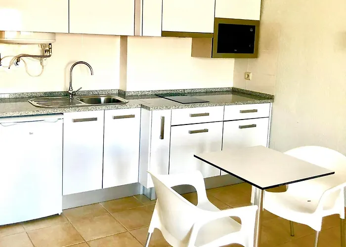 מלון דירות Jardim - Turisticos 3*